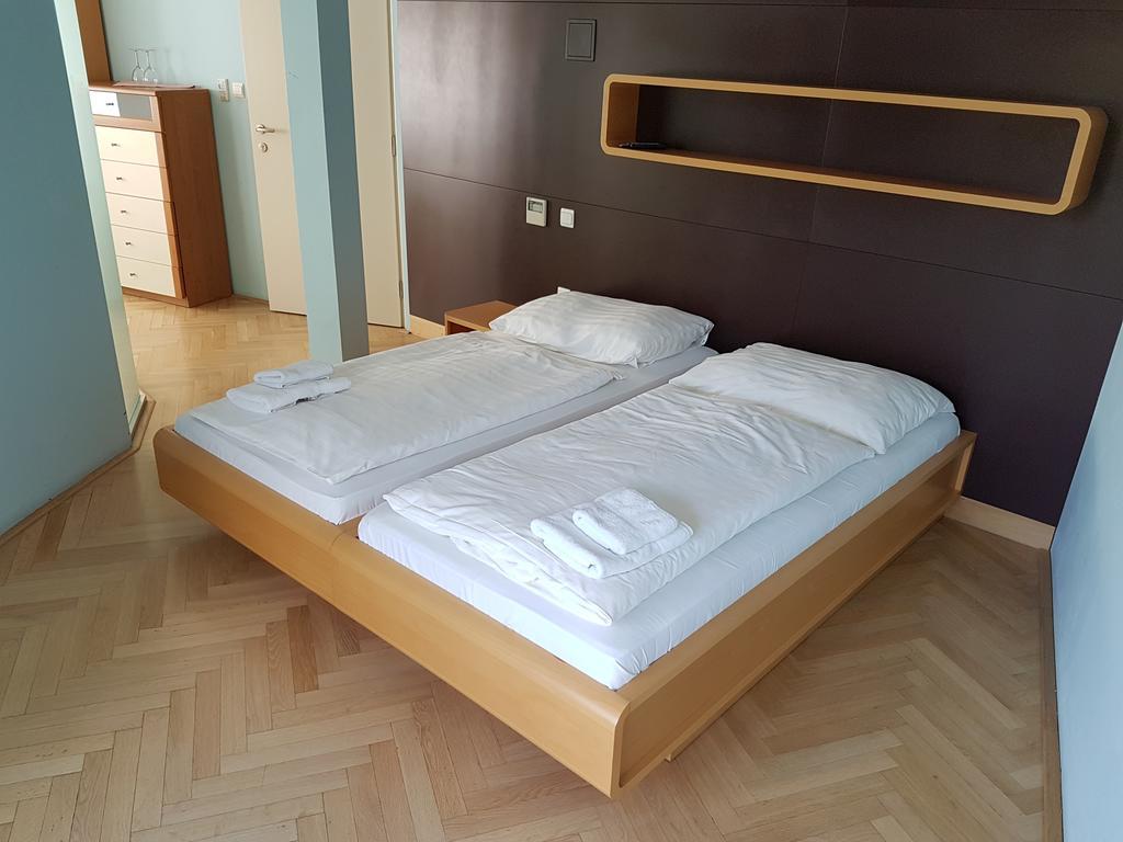Frýdlant nad Ostravicí Penzion Branabeskyd מראה חיצוני תמונה