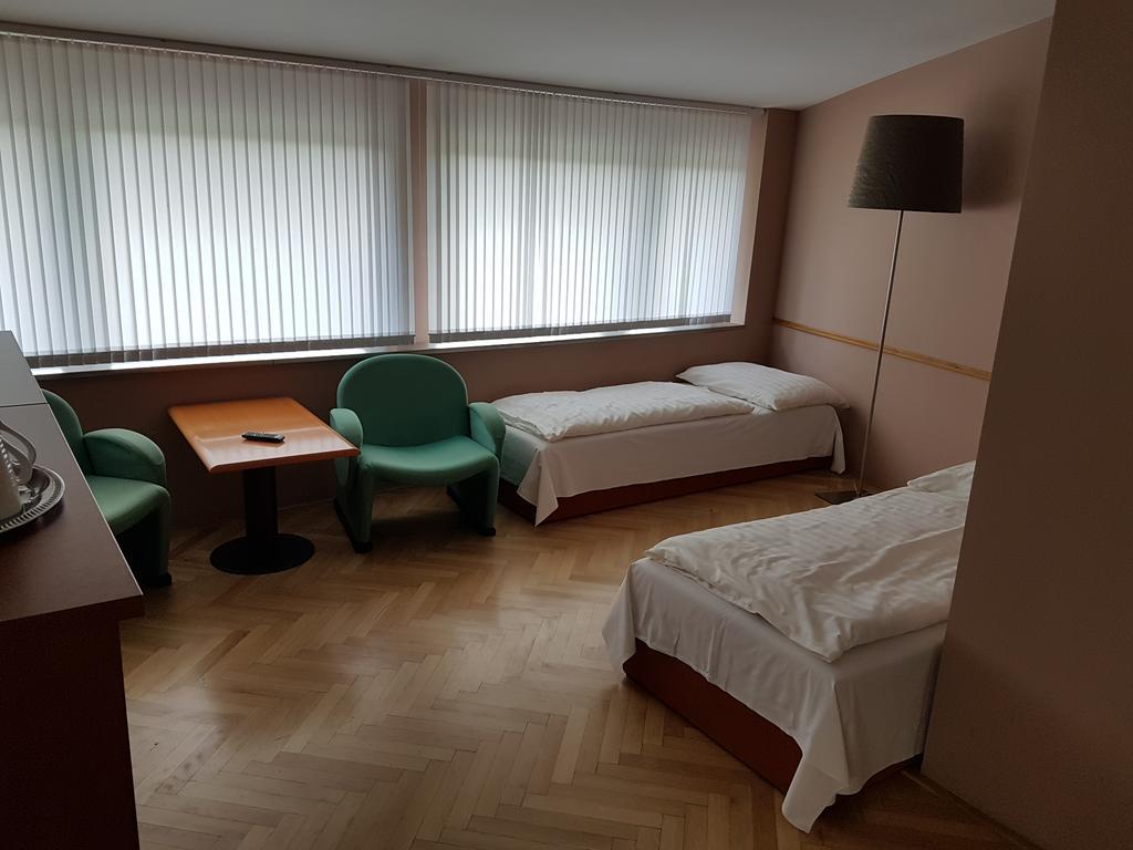 Frýdlant nad Ostravicí Penzion Branabeskyd מראה חיצוני תמונה