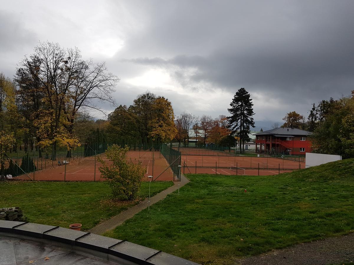 Frýdlant nad Ostravicí Penzion Branabeskyd מראה חיצוני תמונה
